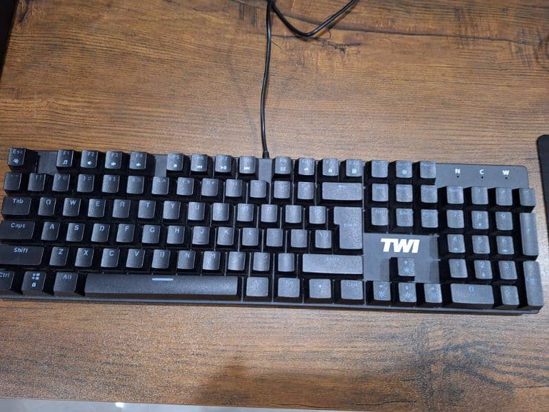 Kd-911 Mechanical Keyboard with Xtrike-Me Gaming Mouse 4