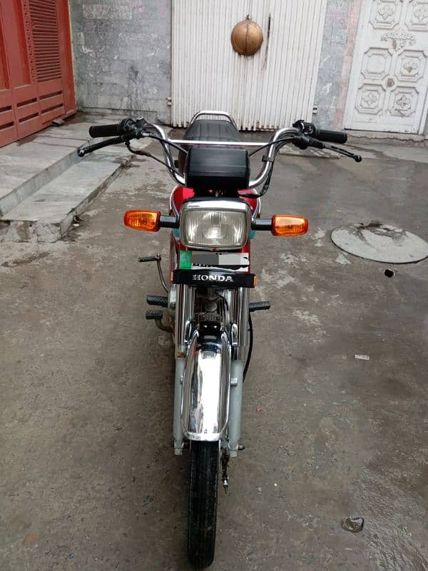 Honda CD 70 2019 Model in Good condition 2