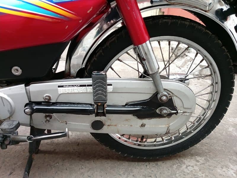 Honda CD 70 2019 Model in Good condition 6