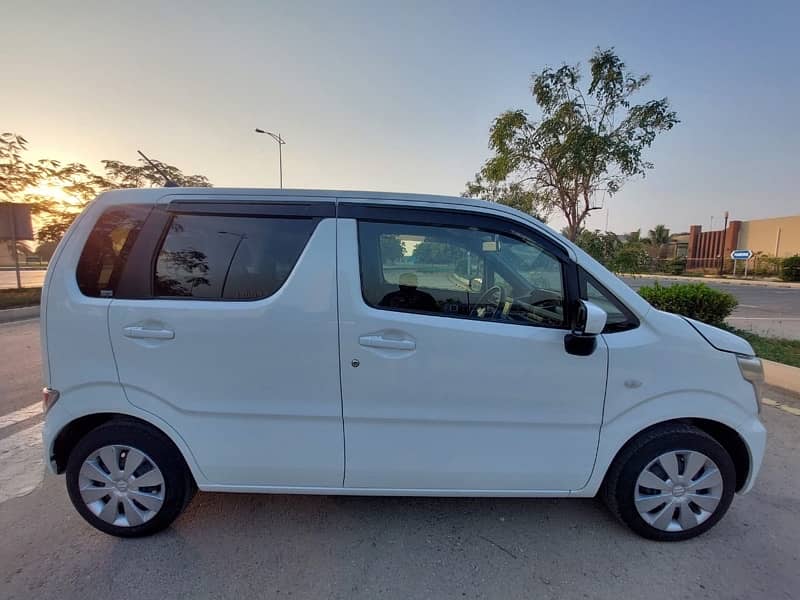 Suzuki Wagon R 2022 1