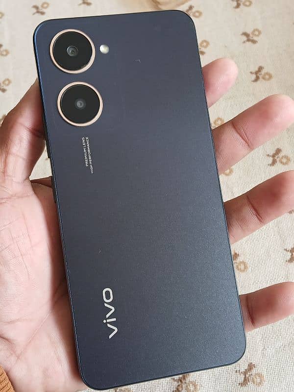 Vivo Y03 0