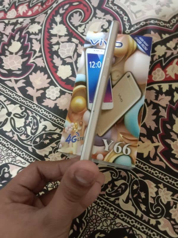 Vivo y66 4 64gb memory WhatsApp number 03137894751 2