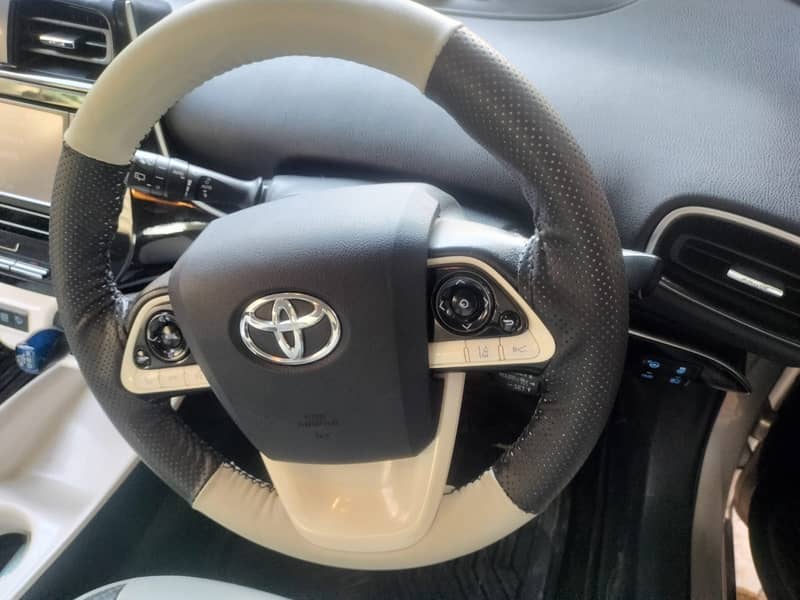 Toyota Prius 2016 5