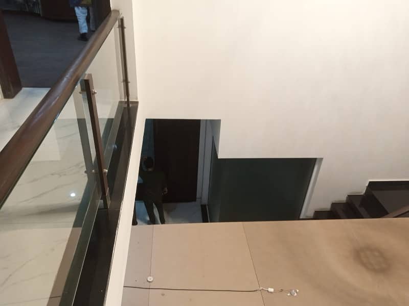 BRAND NEW 1 KANAL UPPER PORTION FOR RENT IN DHA PHASE 6 4