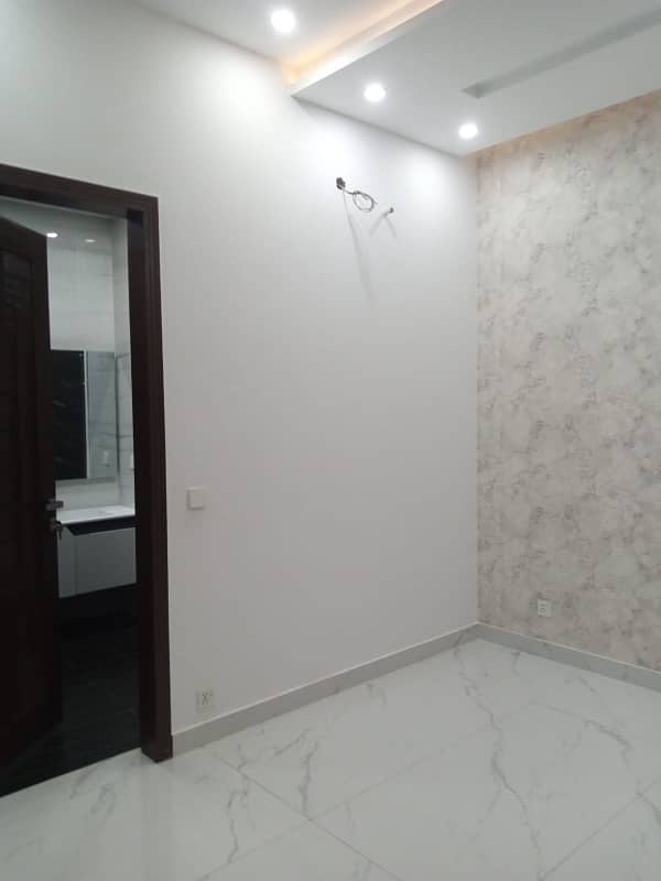 BRAND NEW 1 KANAL UPPER PORTION FOR RENT IN DHA PHASE 6 13