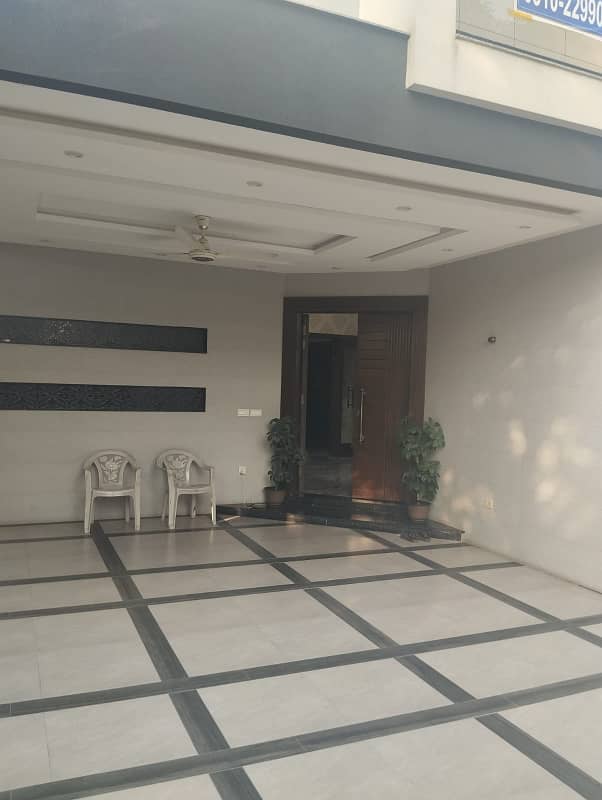 SUPER HOT 1 KANAL HOUSE FOR SALE IN DHA PHASE 6 2