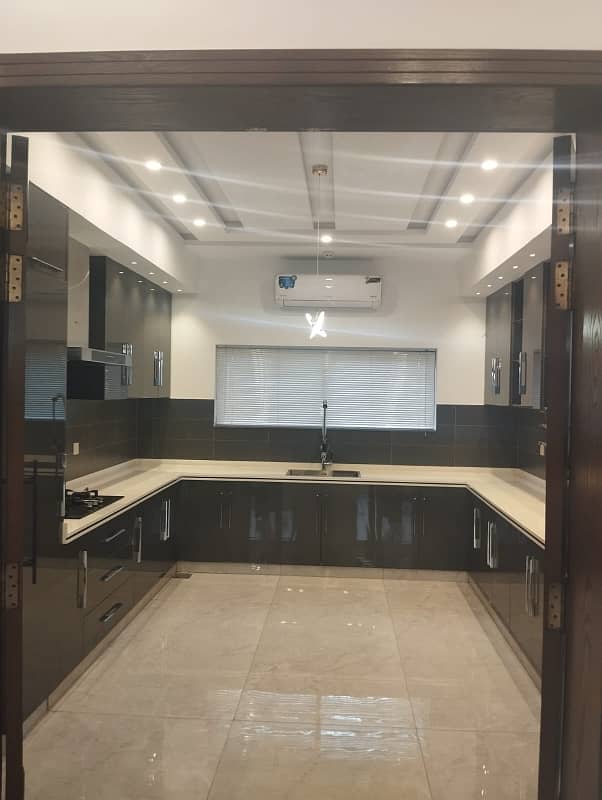 SUPER HOT 1 KANAL HOUSE FOR SALE IN DHA PHASE 6 20