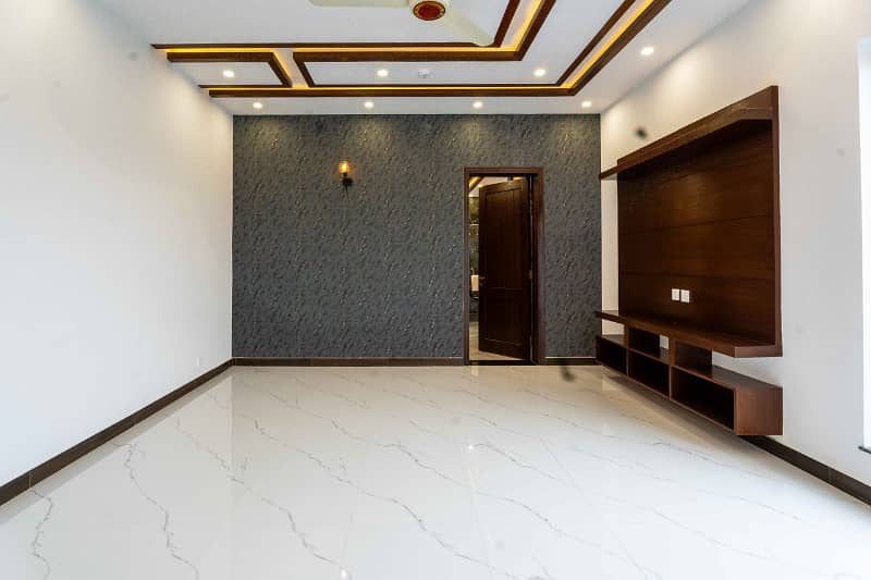 1 KANAL BRAND NEW HOUSE IN DHA PHASE 6 FOR SALE 13