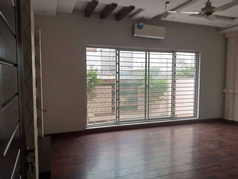 10 MARLA MODREN HOUSE FOR RENT IN DHA LAHORE 20