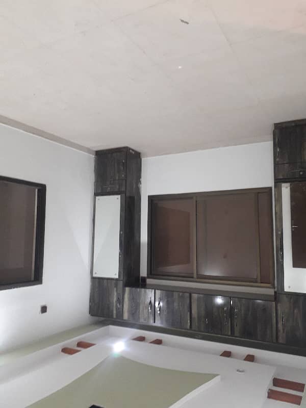 three bed dd well maintained portion for rent in johar 9