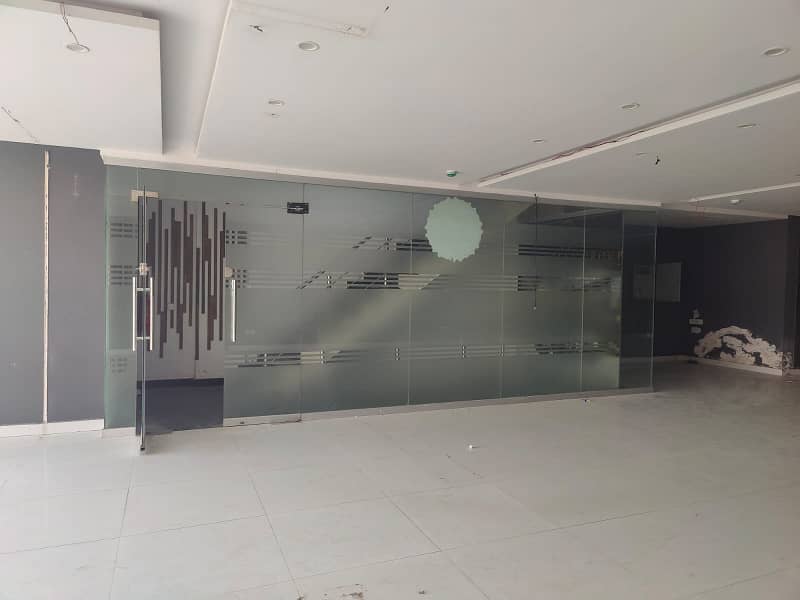 COMMERCIAL FLOOR FOR MULTINATIONAL COMPANIES PHASE 6 DHA LAHORE 14