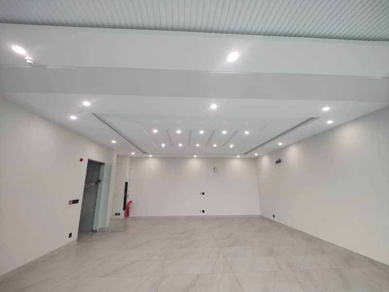 COMMERCIAL FLOORS FOR MULTINATIONAL COMPANIES PHASE 6 DHA LAHORE 5