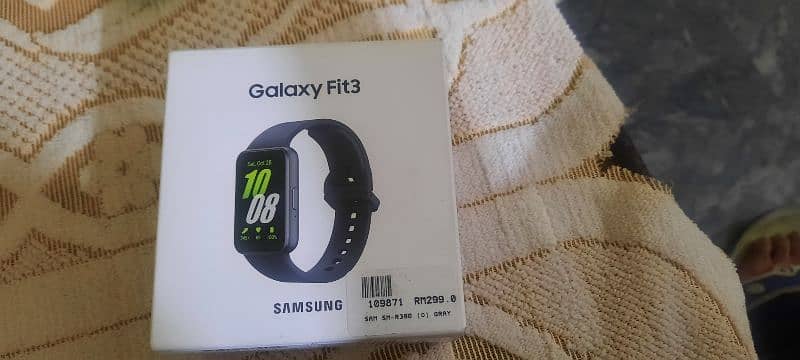 Brand new Samsung Galaxy Fit 3 Smart Watch 0