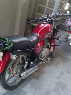 GS 150 CC SUZUKI RED COLOUR