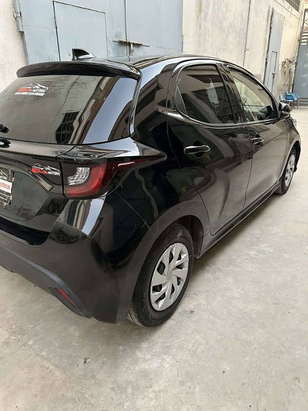 Toyota Yaris 2020 5