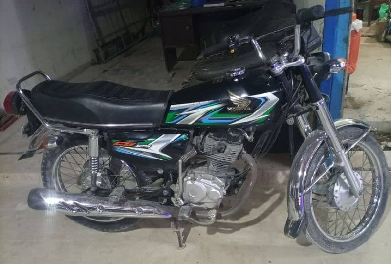 Honda CG 125 (2023) (Karachi) 1