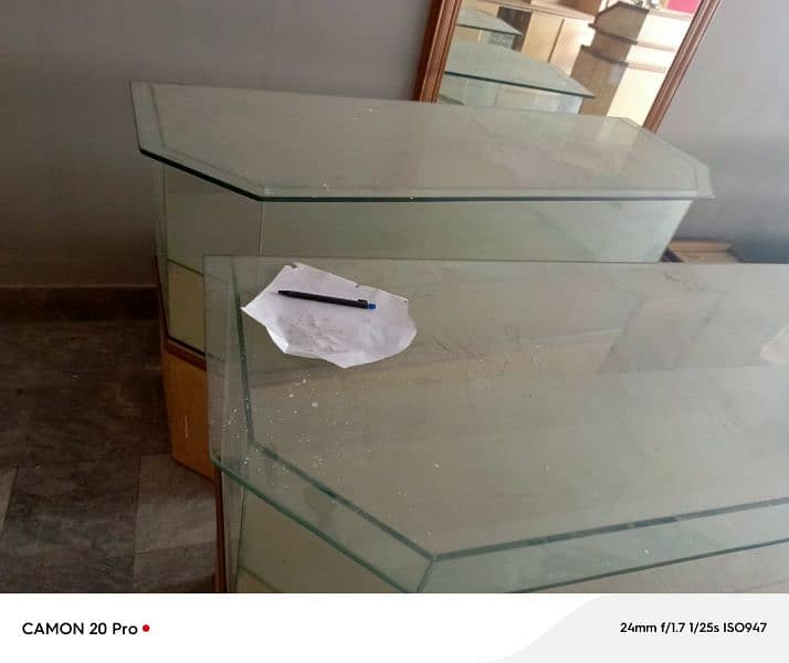 want to sell 3 glass counter of garments shop 1 cash counter 2