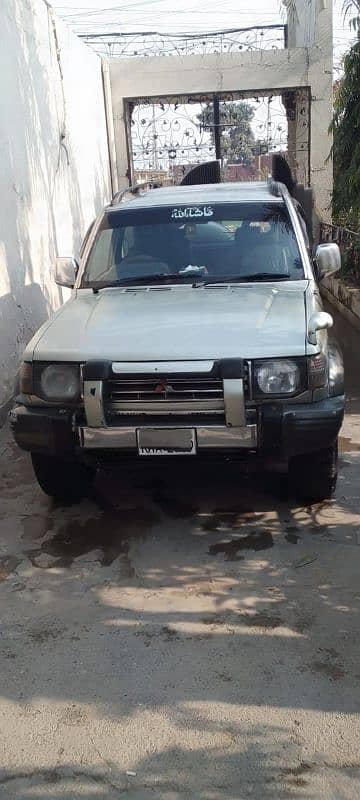 Mitsubishi Pajero 1992 1