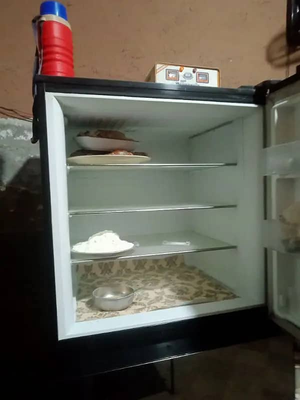 Pel refrigerator / fridge 5