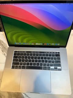 Apple Macbook pro2019. . core i7/Macbook for sale