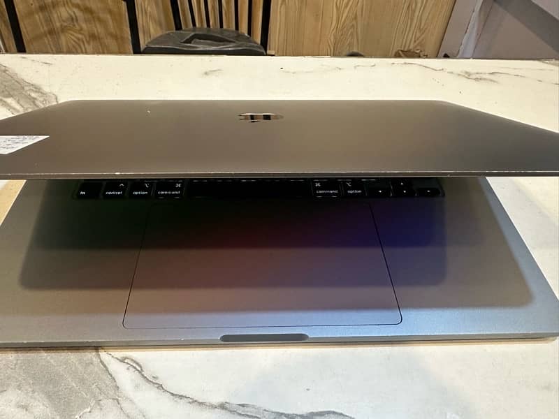 Apple Macbook pro2019. . core i7/Macbook for sale 5