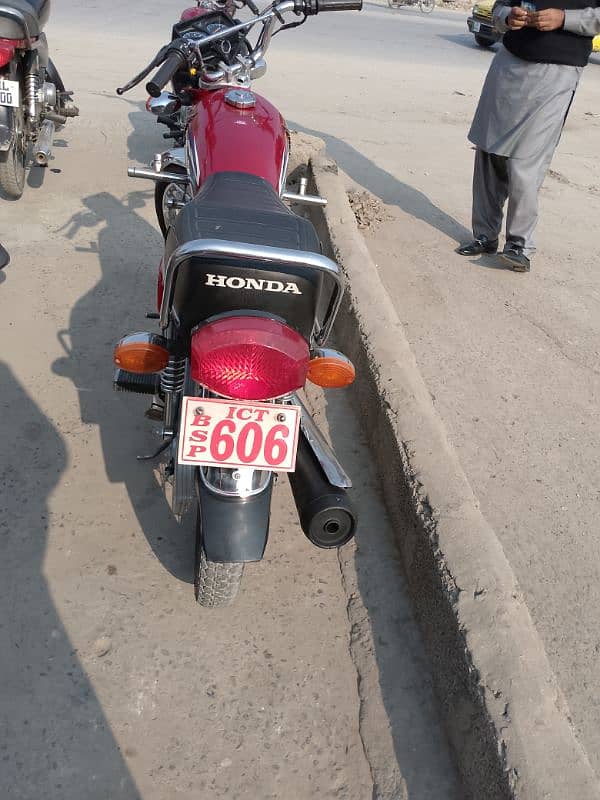 Honda 125 2022 Islamabad number 1