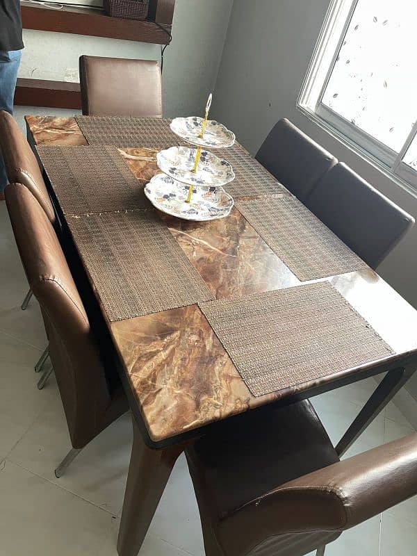 IMPORTED DINING TABLE 5