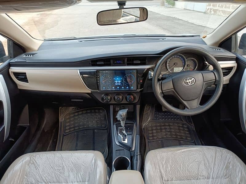 Toyota Corolla Gli 2015 / 2016 automatic 6