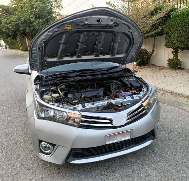 Toyota Corolla Gli 2015 / 2016 automatic 13