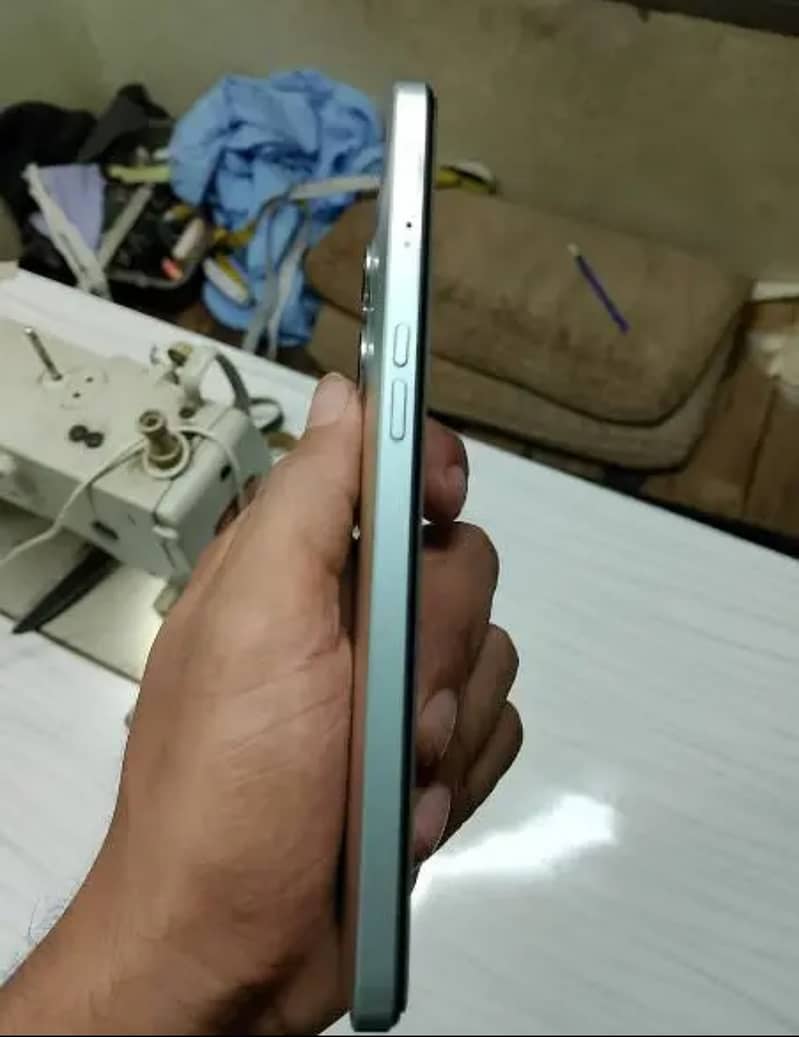 Oppo f21 pro 5g 3