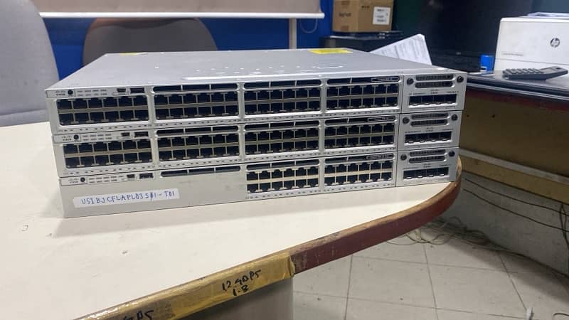 Cisco switch 3850-48 POE with 1G card Available 1