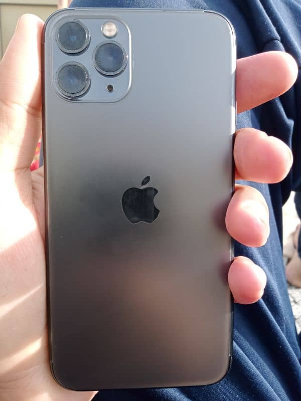 iPhone 11 pro 64GB JV non PTA 0