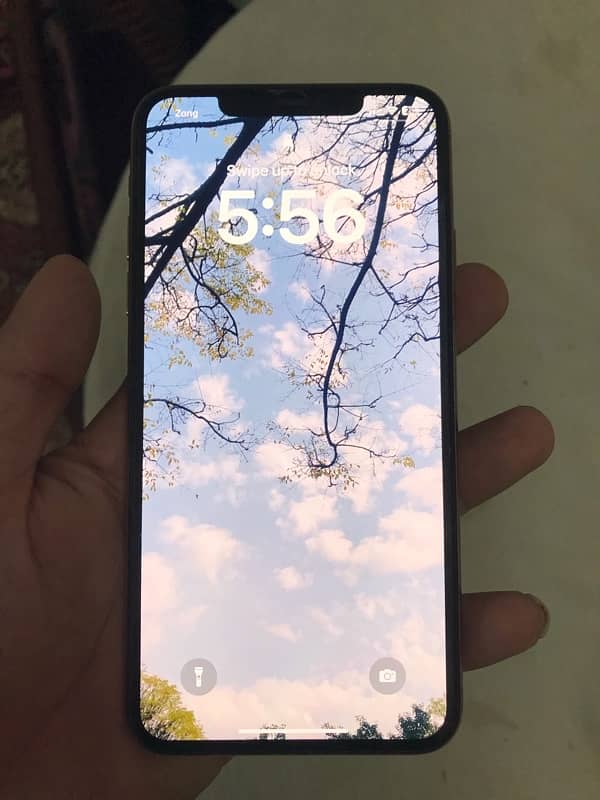 Iphone 11 pro max full box pta approved 0