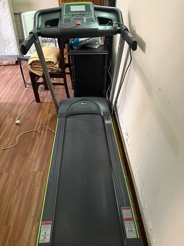 excellent treadmill very less used 2