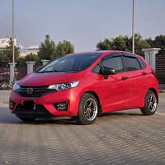 Honda Fit 2016 total genuine full option