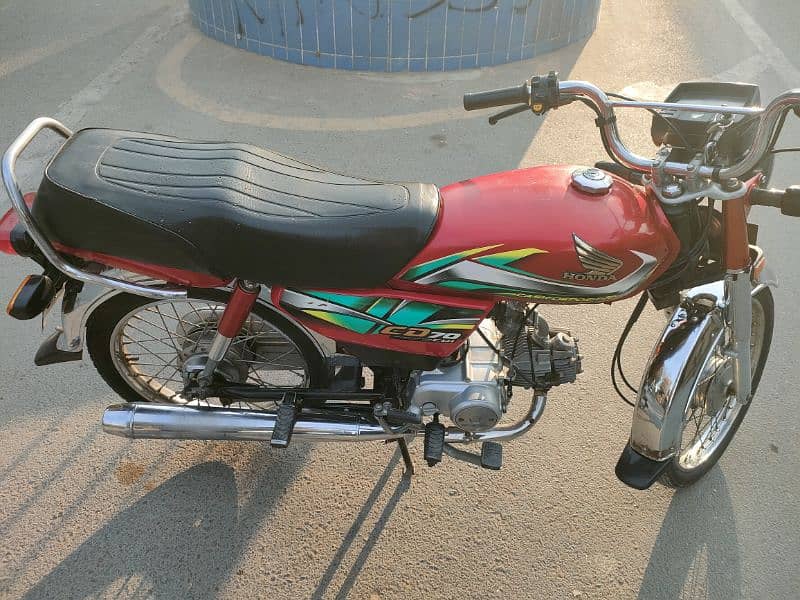 I am selling my Bike Honda 70 2022 12