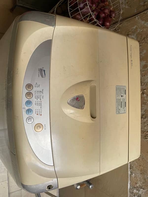 LG Fuzzy Logic Washing Machine 8.5KG for Sale 0