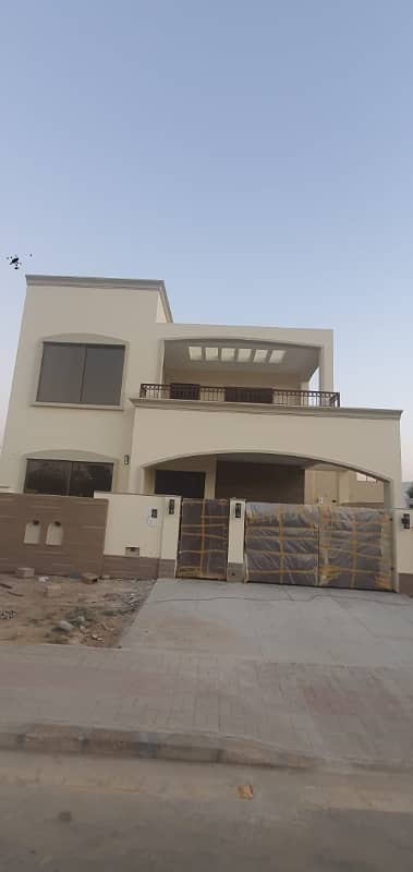 5 bedrooms 272 S. Y villa available for sale in P6 in bahria town karachi 03131309263 0