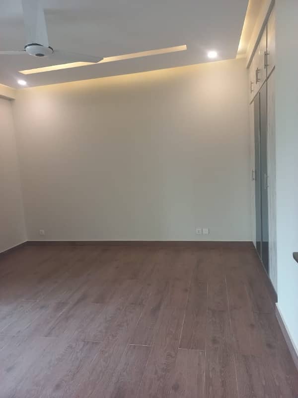 3 Bed Barnd New Apartment Available For Sale in Askari 11 Lahore 7