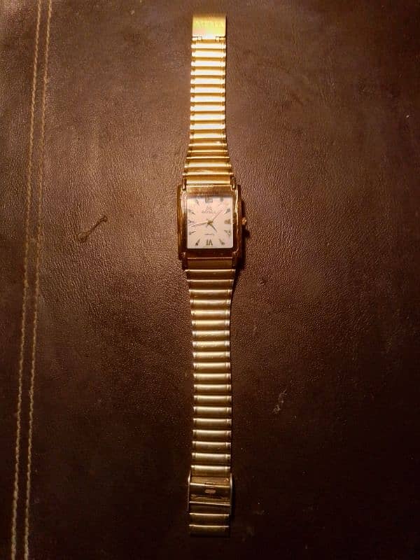 22 k gold plated watch mema quartz 1