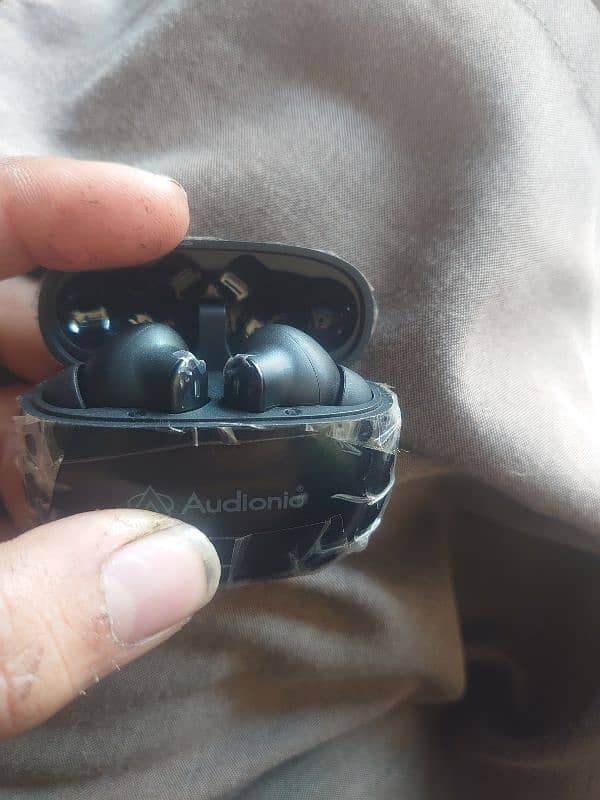 audionoc 425 condition 10 by 10 3