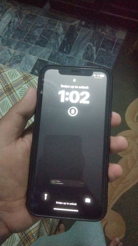 iphone xr 10/9condition 1