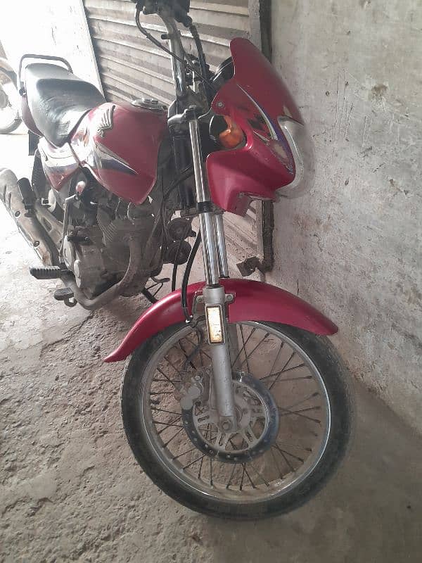 honda 125 deluex best condition call 0305 4006461 1