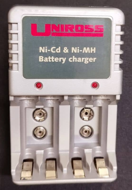 battery charger 0