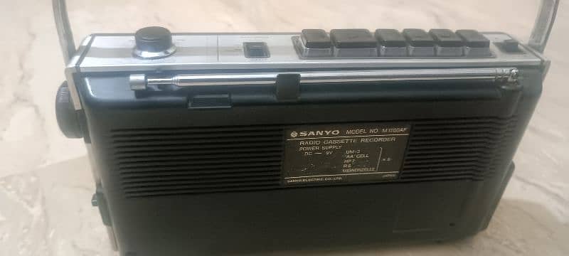 Antique Radio recorder 2