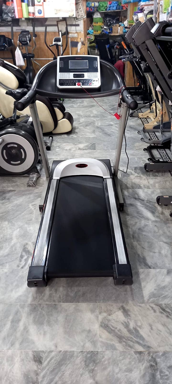 Used Treadmill Exellent Condition Avavilable 10/10 1