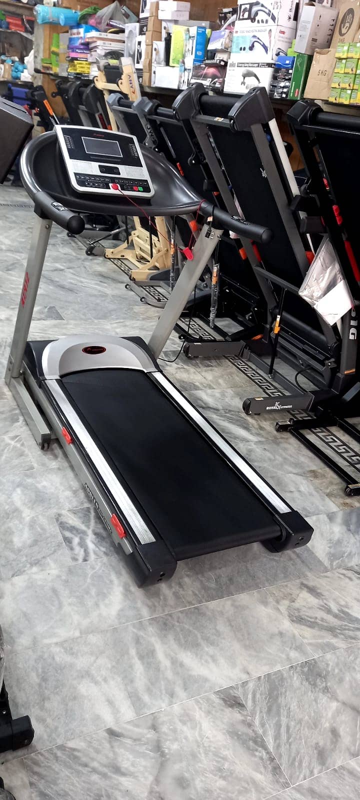 Used Treadmill Exellent Condition Avavilable 10/10 3