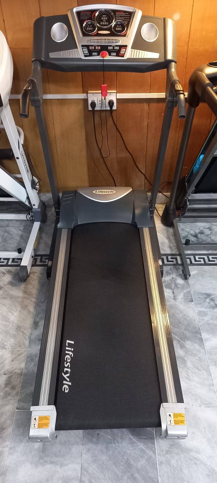 Used Treadmill Exellent Condition Avavilable 10/10 9