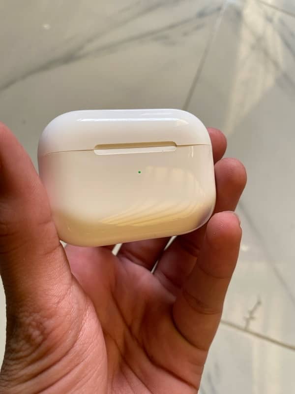 Apple AirPods 2nd generation WhatsApp number 03352802620 0