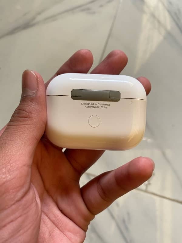 Apple AirPods 2nd generation WhatsApp number 03352802620 1